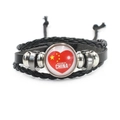 Détail d'un bracelet en cuir multicouche avec dôme en verre et motif de cœur drapeau Chine - Motif Cœur Drapeau (1)