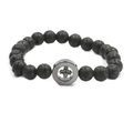 Lavastein Perlenarmband für Herren mit silbernem Metallkreuz auf weißem Hintergrund - Hohles Kreuz Stil 1