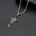 Gotischer Kreuzanhänger mit rotem Zirkonstein an einer dicken silbernen Edelstahlkette - Rotes Kreuz