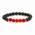 Detail von 8mm Lavastein Perlen und roten Tigerauge Steinen auf Yoga Armband - Roter Achat 5-Perlen Deko-Stil