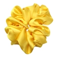 Coletero de satén extragrande en color amarillo brillante con elegante diseño plisado - Amarillo