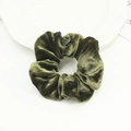 Chouchou en velours vert olive avec texture douce et brillante et haute élasticité - Gris-Vert