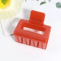 Pince à cheveux carrée orange mat avec design évidé pour un style minimaliste - Rouge Gelée
