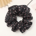 Schattige zwarte scrunchie met aardbeienpatroon en elegante plooien voor dames en meisjes - Zwart