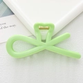 Minimalist light green bow-shaped hair claw clip with gold metal spring for women - Green