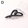Matte black heart-shaped hair claw clip with 12cm length and 5.5cm height measurements - Irregular Heart - Frosted Black
