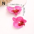 Détail de deux barrettes orchidées roses avec perles blanches et dimensions précises - Style N