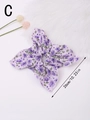 Détail d'un grand chouchou à fleurs violettes avec un design de nœud papillon doux - Violet Style Chinois Floral