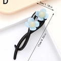 Elegante molletta nera con fiori blu chiaro, dimensioni 11cm x 3cm, variante stile D - Base Nera Fiore Blu Tinta Unita (D) / Blu Chiaro