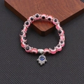 Bracciale di perle rosa malocchio con ciondoli argento e pendente mano di Fatima - Stile Mano Rosa Chiaro (BNS-0222-8mm)