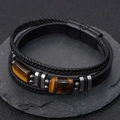 Geflochtenes Herren-Lederarmband mit Tigerauge-Steinen und Magnetverschluss aus Edelstahl - Edelstahl-Magnetverschluss-Stil
