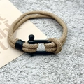 Bracelet en corde tressée neutre en nylon sable avec fermoir en U en métal noir mat - Khaki (Boucle en U en Alliage)