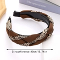 Braided fabric headband with leopard print and solid brown wide twist knot design - Perimeter 40cm / Coffee