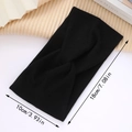 Detalle de la diadema de punto negro con dimensiones de 18 cm de largo y 10 cm de ancho - Negro