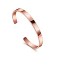 Minimalistisches offenes C-förmiges Armband in Roségold mit polierter Oberfläche - Roségold