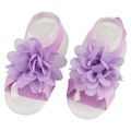 Hellviolette Barfuß-Sandalen mit Chiffonblumen für Neugeborene und Kleinkinder - Lila