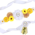 Set fascia floreale e spilla per baby shower con girasoli gialli per futuri genitori - Set Fascia E Distintivi / Bianco