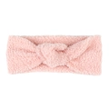 Detail eines weichen rosa Fleece-Stirnbands mit Knoten für Wärme und Tragekomfort - Knoten-Dekor / Rosa