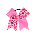 Détail du nœud à cheveux en gros-grain rose avec motifs cœurs et élastique noir - Rose Foncé