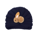 Berretto in maglia blu scuro per neonati con un simpatico coniglietto 3D in peluche - Blu navy