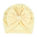 Bonnet turban jaune clair pour nouveau-né avec grand nœud et texture gaufrée douce - Jaune
