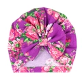 Detailaufnahme der dunkelvioletten Baby-Turban-Mütze mit Blumenmuster und großer Schleife - Dunkelviolettes Blumenmuster (10#)