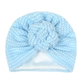 Détail du bonnet turban bébé bleu ciel en polaire bulle avec doublure satinée blanche - Bleu clair