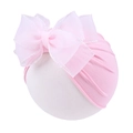 Detailansicht der Baby-Sonnenmütze mit rosa Organzaschleife und glitzernder Silberkante - Rosa