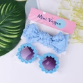 Set bambina con occhiali da sole a margherita blu e fascia per capelli increspata - Celeste