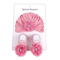 Ensemble rose pour nouveau-né avec bonnet à nœud et chaussettes, détails de fleurs et perles - Chaussettes Courtes / Vieux rose