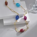 Collana minimalista in acciaio inossidabile dorato con perline colorate in resina - Stile Perline Irregolari (S-N1843-B)