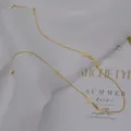 Elegante collar de acero inoxidable dorado con mariposas caladas y detalles de circón - Dorado (S-N1272-02)
