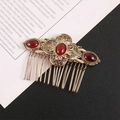 Ethno-Haarkamm im Vintage-Stil mit antikgoldenem Finish und drei roten Edelsteinen - Gold