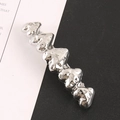 Fermaglio per capelli minimalista in metallo argento ondulato con finitura a specchio - Argento