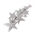 Primer plano de pasador de pelo plateado con diseño de estrellas de textura martillada - Plata Martillada