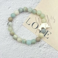 Bracciale di perle di malachite opaca per coppie con ciondolo a forma di delfino bianco - Delfino Amazzonite Opaca