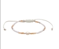 Dettaglio del braccialetto in corda di cera intrecciato a mano con perla d'acqua dolce - Stile Perline Irregolari Multicolore Rosa Arancio (BNS-0415 Stile 3)