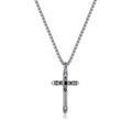 Collar de hombre con colgante de cruz gótica de acero inoxidable y piedras negras - Color Acero - Solo Colgante