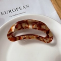 Macro shot of large tortoiseshell acetate claw clip with Creation France engraving - Brown Floral (9.5cm*4cm 20g)