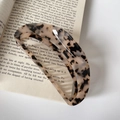 Elegante molletta per capelli grande in acetato tartarugato con design rettangolare - Leopardo Chiaro