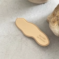 Pinza para el pelo ondulada en acetato color albaricoque mate con grabado sobre piedra - Estilo Ondulado (Caqui) / Ola Caqui