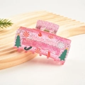 Pinza per capelli in acrilico rosa glitterato con motivi natalizi e testo Santa Baby - 8cm / Rosa