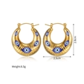 Detailansicht der goldenen Creolen mit Emaille-Auge und Größenangaben zum Produkt - Blau (S-E1286-lan)