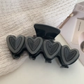 Grande molletta per capelli nera in acetato con cuori grigi su tessuto waffle - 9.6cm / Nero