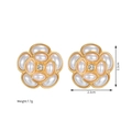 Vue détaillée de boucles d'oreilles fleurs vintage avec perles, cristaux et dimensions - Bague Fleur Réglable