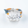 Dettaglio della molletta per capelli a forma di gatto in acetato marmorizzato con blu - Stile A