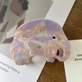 Détail de la pince à cheveux éléphant avec texture de marbre rose et violet en acétate - Rose Violet 8.5cm