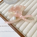 Pinza per capelli a foglia di ginkgo in acetato rosa sfumato con dettaglio perla chic - Rosa Bianco