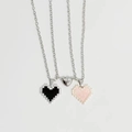 Pair of pixel heart magnetic necklaces for couples in black and pink finishes - Pink and Black Magnetic Full Set