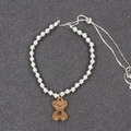Elegante bracciale a sfere argentate con un simpatico ciondolo orsetto floccato marrone - Braccialetto Orso (BST-0132)